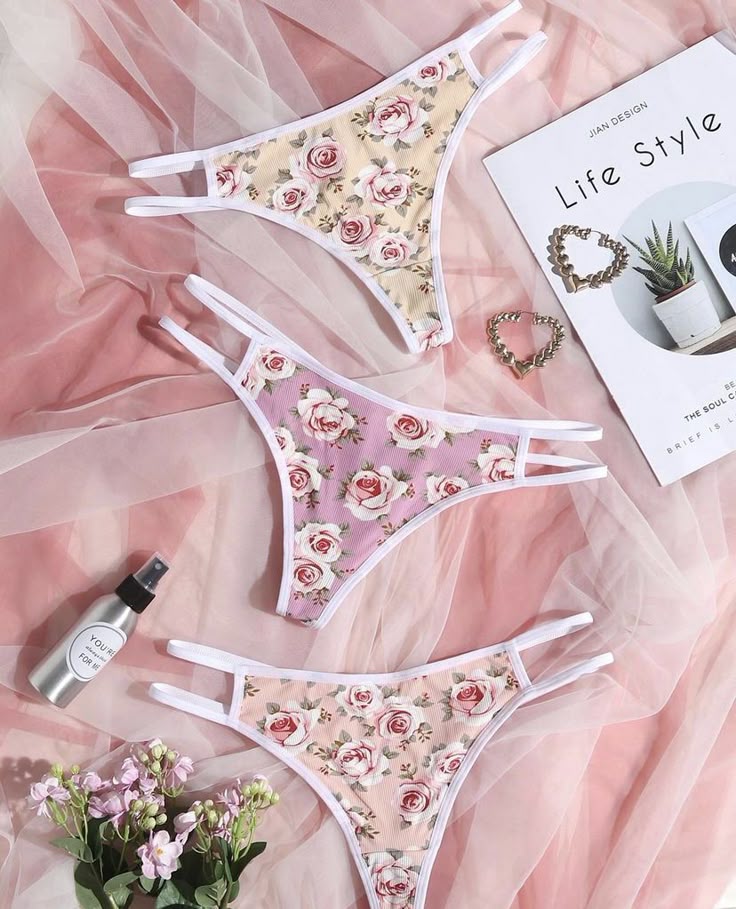 Full floral panties