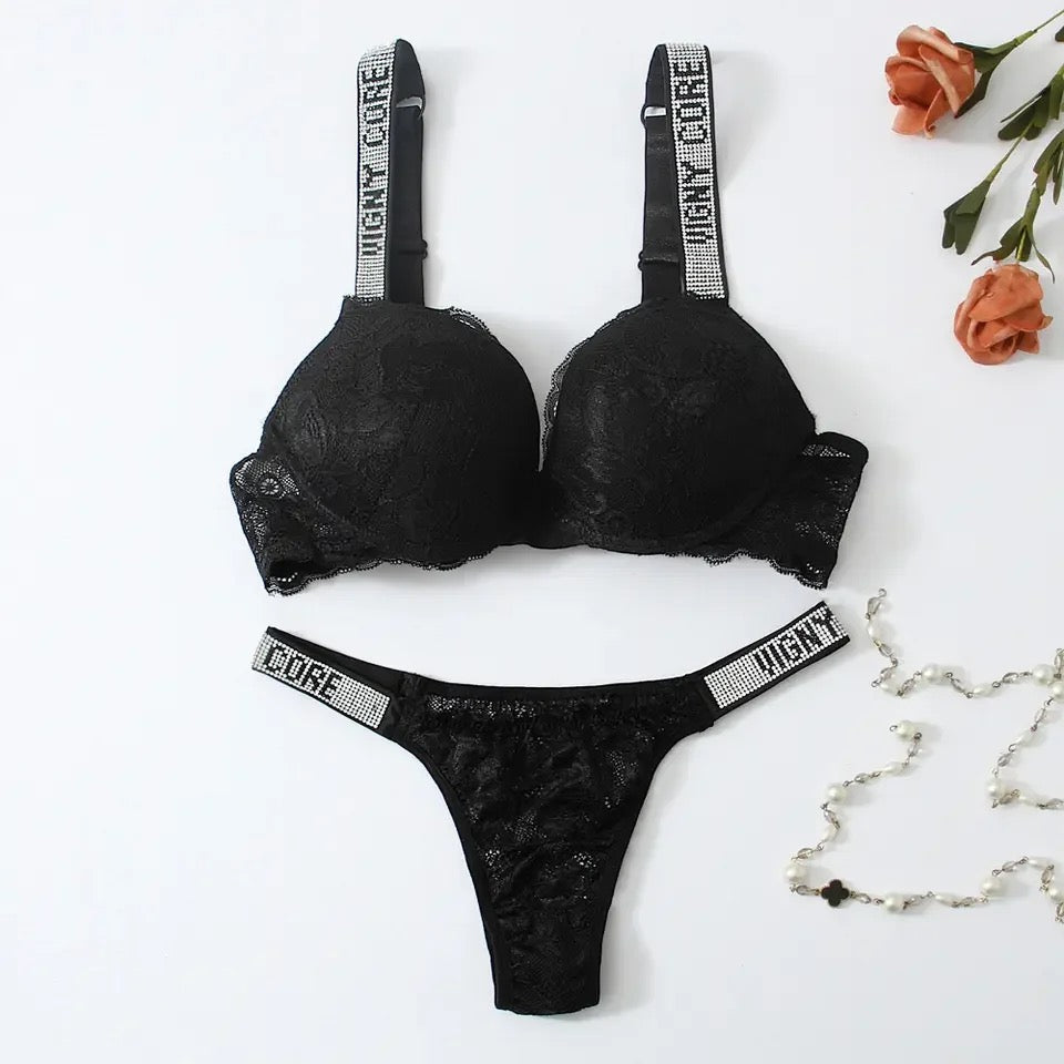 Victoria Secret Lingerie Bra Underwear Set - Basic